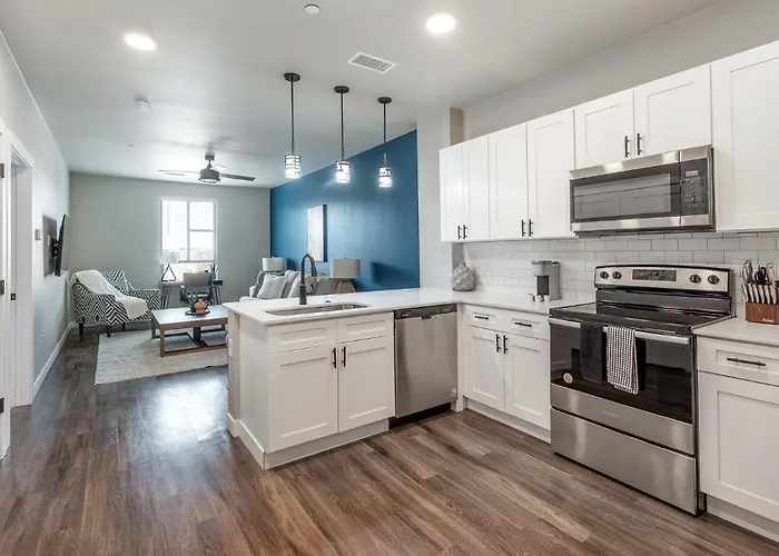 Apartment Landing - Solace At Ballpark Village