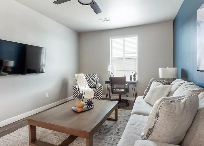 Apartment Landing - Solace At Ballpark Village Goodyear