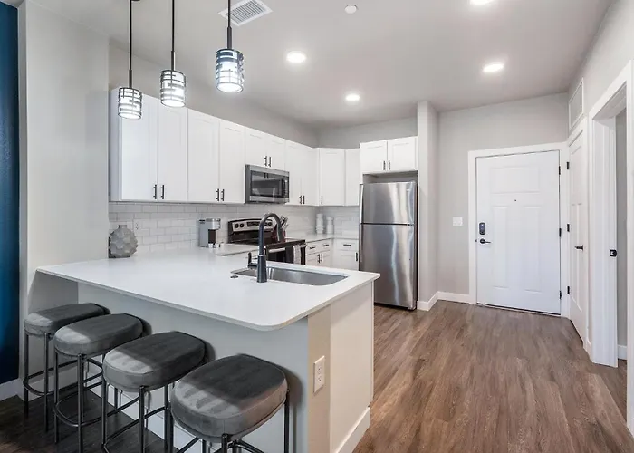 Apartment Landing - Solace At Ballpark Village *
