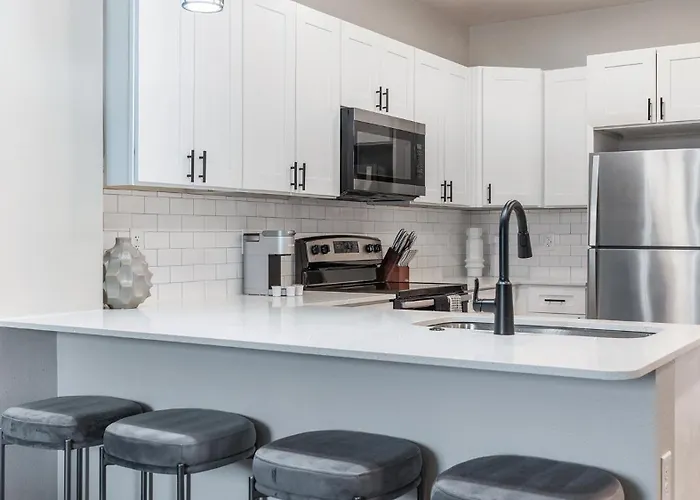 Apartment Landing - Solace At Ballpark Village *