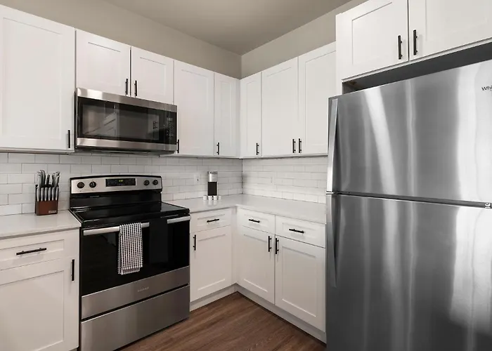 Apartment Landing - Solace At Ballpark Village